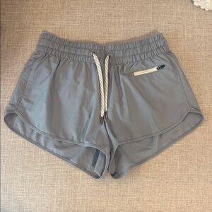 Vuori XS Women's Athletic Shorts